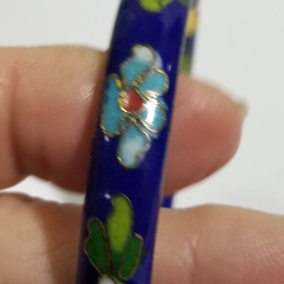 Vintage Cloisonne enamel bangle bracelet two and one half in - Picture 16 of 16